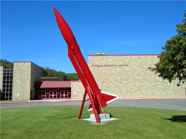 Picture of the Rocket in the circle of the High School